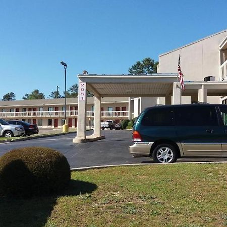 Zainee Inc Budgetel Inn And Suites Augusta Exterior photo