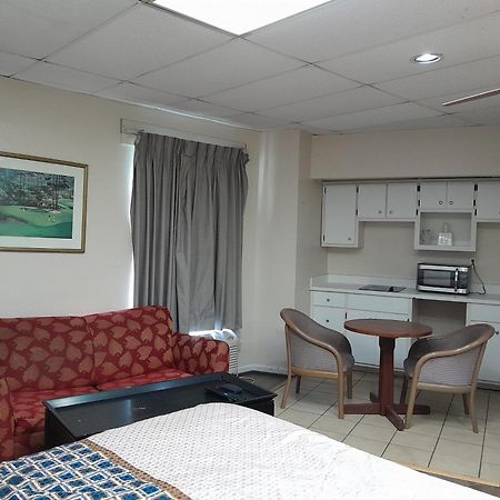Zainee Inc Budgetel Inn And Suites Augusta Exterior photo